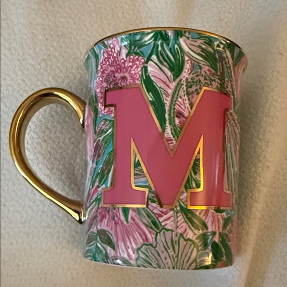 Lilly Pulitzer Floral Mug with Pink Initial M and Gold Handle New Without Tags - Picture 3 of 4